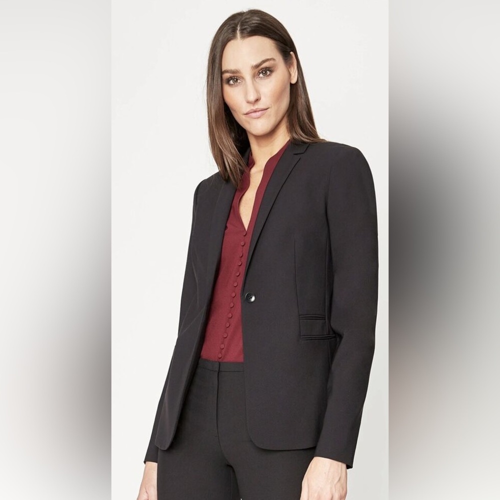 Elie Tahari blazer - NWOT